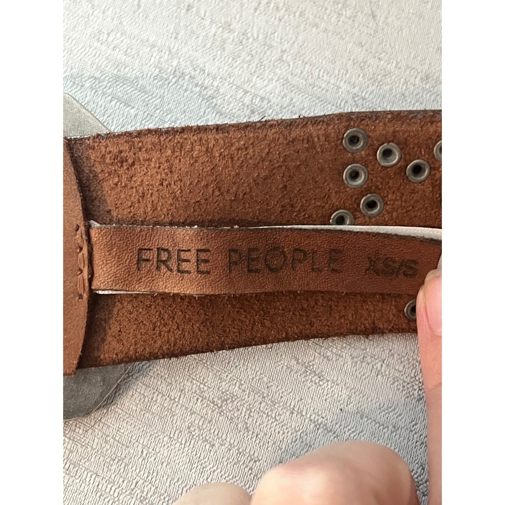Free People Brown Leather Studded Star Belt Silver Buckle XS/S Boho hippie stone - Picture 2 of 3